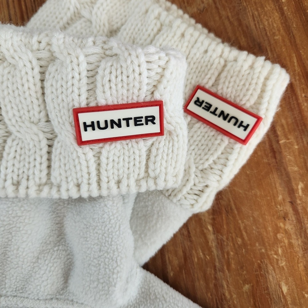 Hunter WAS1018AA Med Six Stitch Cable Short Boot Socks White Knit Fleece Welly